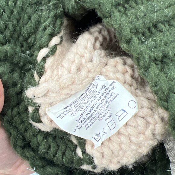 Kanata Wool Cowichan Inspired Full Zip Cardigan - Picture 7 of 7